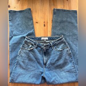 Women’s Abercrombie & Fitch Curve Love High Rise 90s Relaxed Jean- new